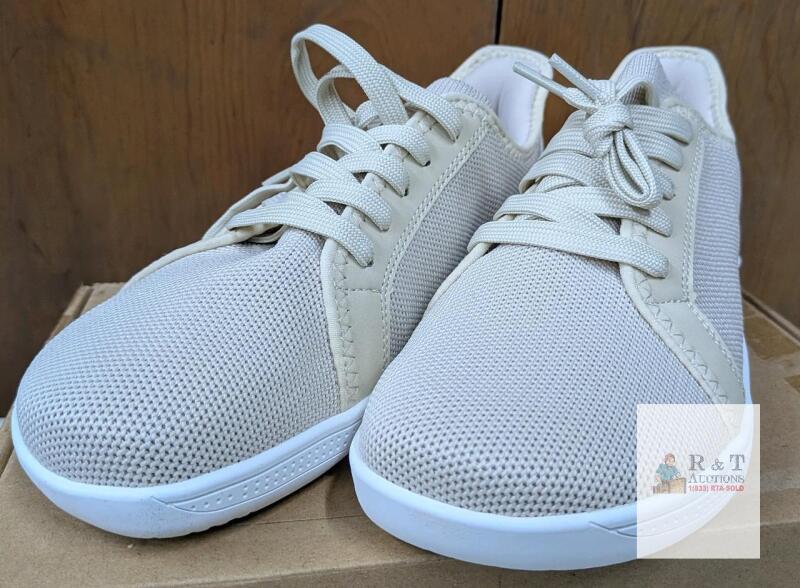 STQ ST240519 Women&rsquo;s Sneakers Size 6.5W Knit Mesh Lace-up Low Top Athletic Casual Shoe