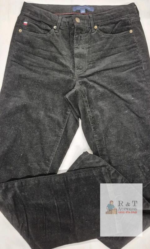 NEW Tommy Hilfiger Women's Black Corduroy Pants Size 8, Made in Vietnam, 5 Pockets, Button Fly