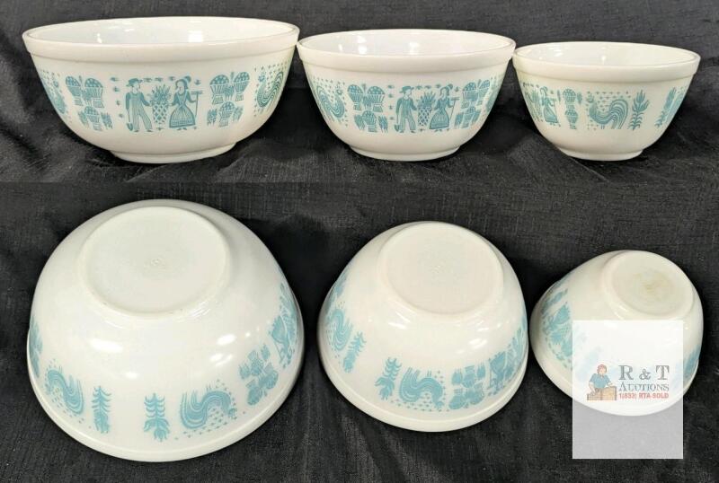 Pyrex Butterprint Turquoise on White Mixing Bowl Set, 3-Piece, Models 401 402 403, Vintage USA