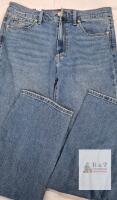 NEW Gloria Vanderbilt Amanda Straight Leg Women's Jeans, Size 10, Dark Blue,