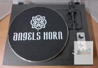 Angels Horn HP-H009 Turntable, Belt Drive, Built-in Speakers, RCA/AUX, Manual, Dust Cover