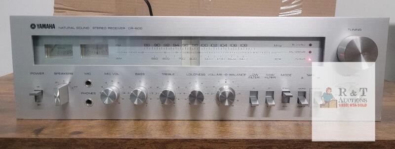 Yamaha CR-600 Stereo Receiver, 35WPC, Silver Face, Dual Phono, Japan, Ser# 9239 Tested Powers Up , Not Tested Beyond Power Up . Missing Case