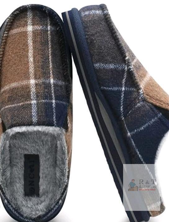New sz 7 Men's ONCAI Slippers