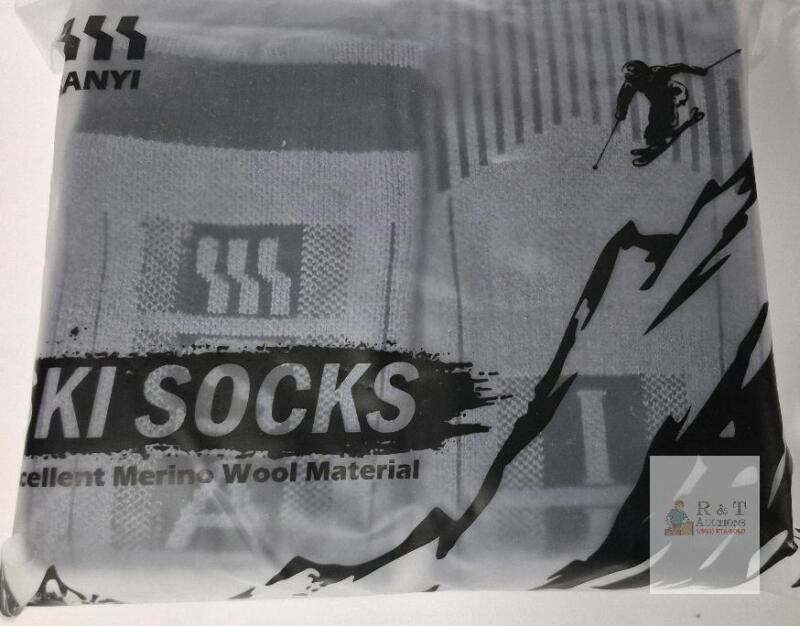 2 New Pairs sz Medium (6.5-8.5) Sanyiyiba Men's Merino Wool Snow Sports Socks