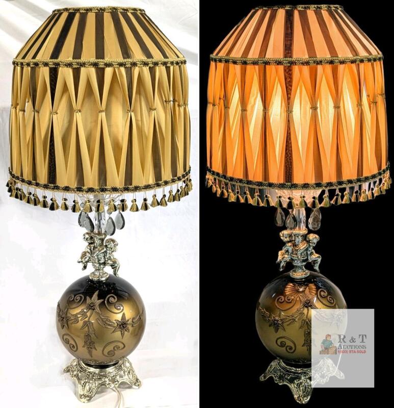 Le EF Industries No. 338 Hollywood Regency Cherub Table Lamp, 33&rdquo; Tall, 1970, Ornate Base