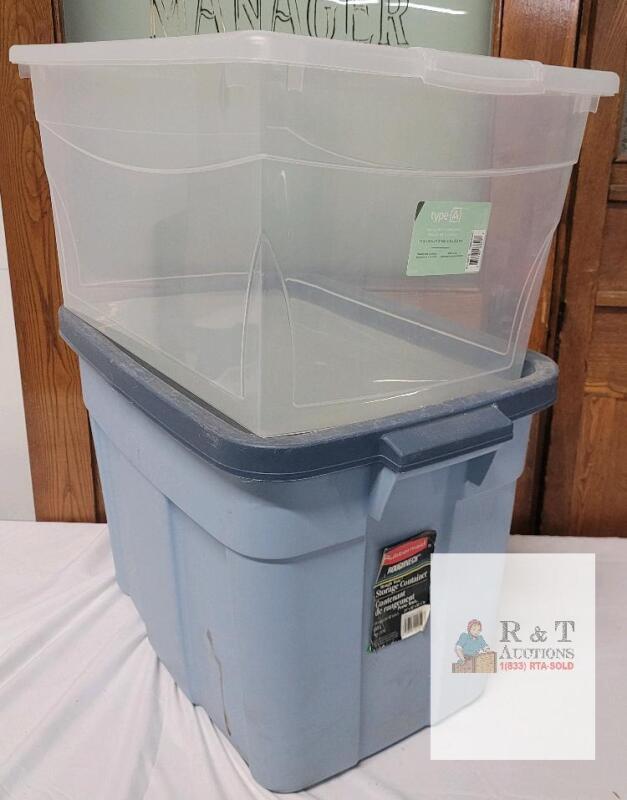 Rubbermaid Roughneck 68L 24"x16"x16.5" Tote & type A Clarity 50L 23"x15.4"x11.9" Storage Bins - used condition