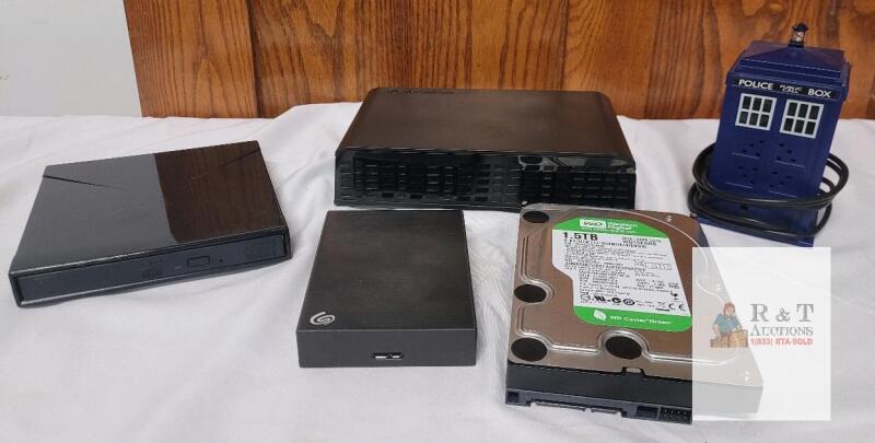 Seagate 5TB Backup Plus, WD 1.5TB 3.5" HDD, Verbatim 3TB USB 3.0, External DVD&plusmn;RW, TARDIS USB Hub- ALL YOU SEE