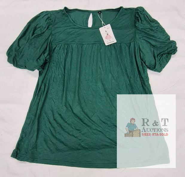 NEW LEIYEE Green Puff Sleeve Top, XL, Keyhole Back, New with Tag, Relaxed Fit, Round Neck
