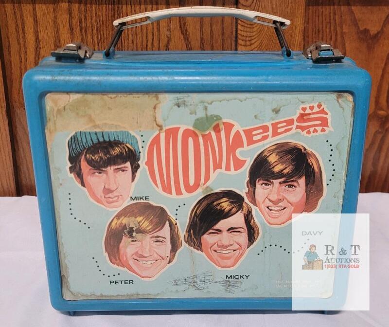1967 Thermos The Monkees Metal Lunch Box, Blue, Band Graphics, No Thermos, Vintage USA