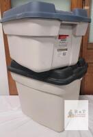 Rubbermaid Roughneck HiTop 60L Storage Totes - 2 Bins, Stackable, 24"x18.5"x14", Canada, Handles