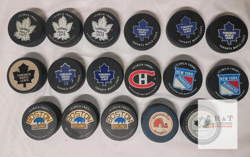 Vintage NHL Commemorative Hockey Puck Lot &ndash; Toronto Maple Leafs, Bruins, Rangers & More,
