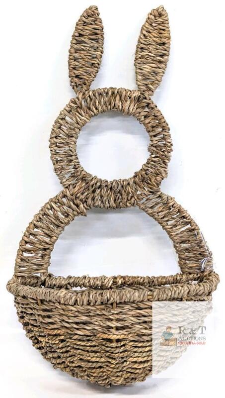 Bunny-Shaped Woven Wall Basket, Natural Seagrass, 18"x9", Decorative Easter Storage Organizer