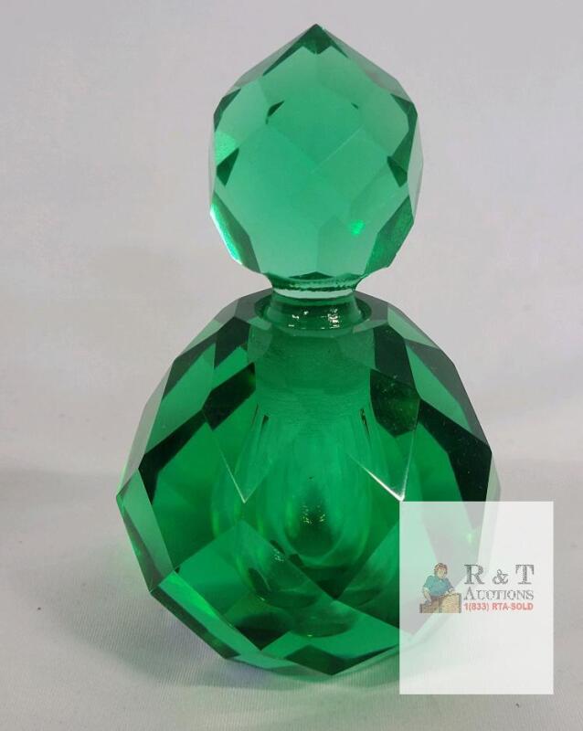 Emerald Green Faceted Glass Perfume Bottle, 3.25" Tall, with Stopper, Diamond Cut Design