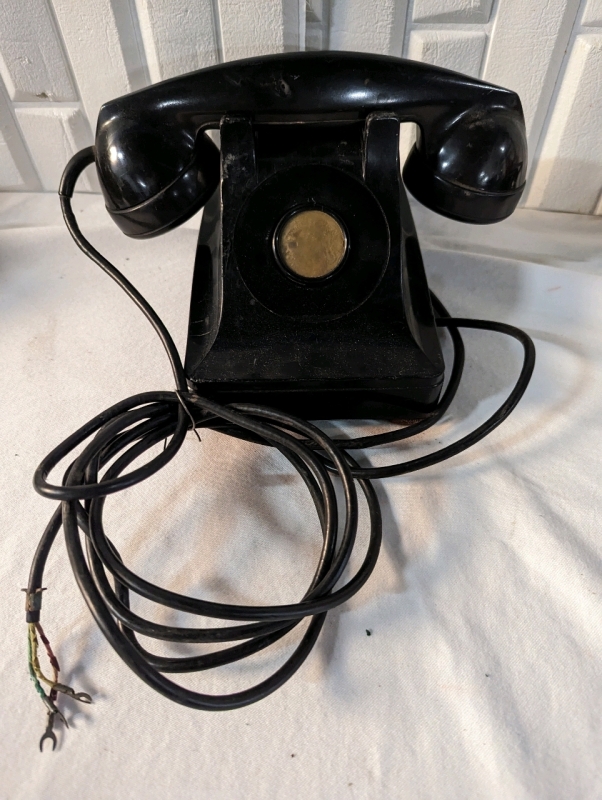 Vintage Norther Electric Telephone.