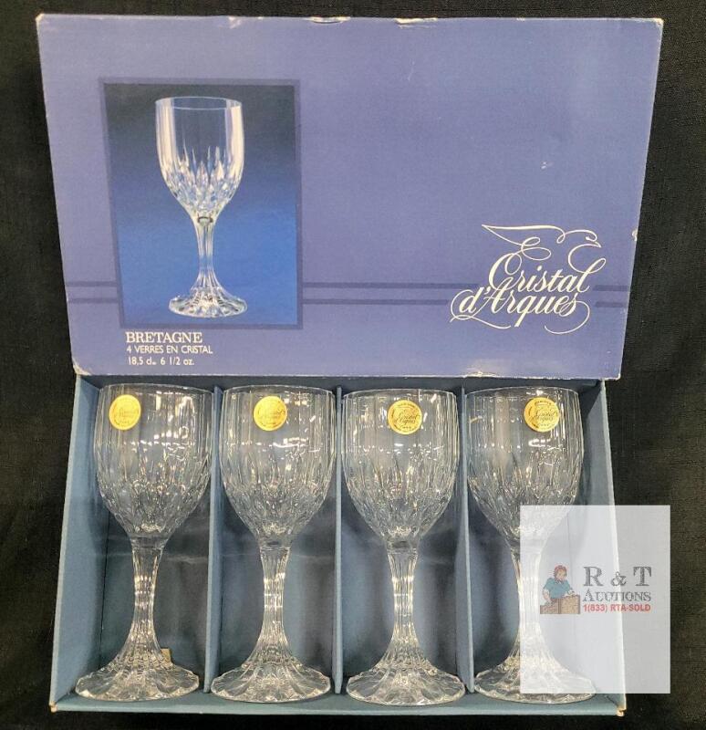 Cristal d&rsquo;Arques Bretagne 4 Crystal Wine Glasses, 6.5 oz, France, Original Box, 24% Lead Crystal