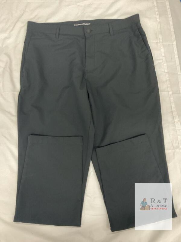 NEW Banana Republic Men&rsquo;s Dress Pants, 36x30, Charcoal Gray, Made in China, Slant & Welt Pockets