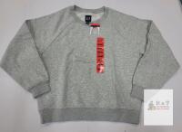 NEW GAP Women's Medium Heather Grey Crewneck Sweatshirt, Raglan Sleeve, New with Tags