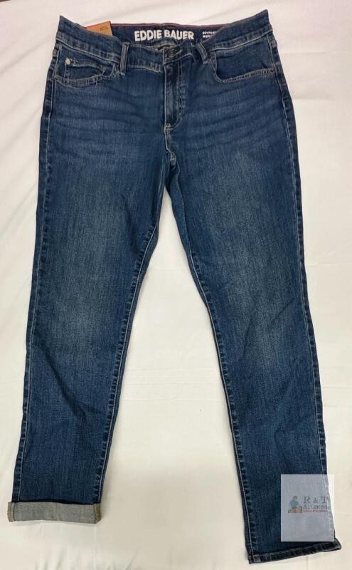 NEW Eddie Bauer Boyfriend Mid-Rise Women's Jeans Size 8 Medium Blue Wash Made in Vietnam