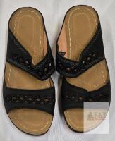 NEW Black Women's Slip-On Casual Sandals, Size US 10, Synthetic Upper, Embroidered Straps, Open Toe