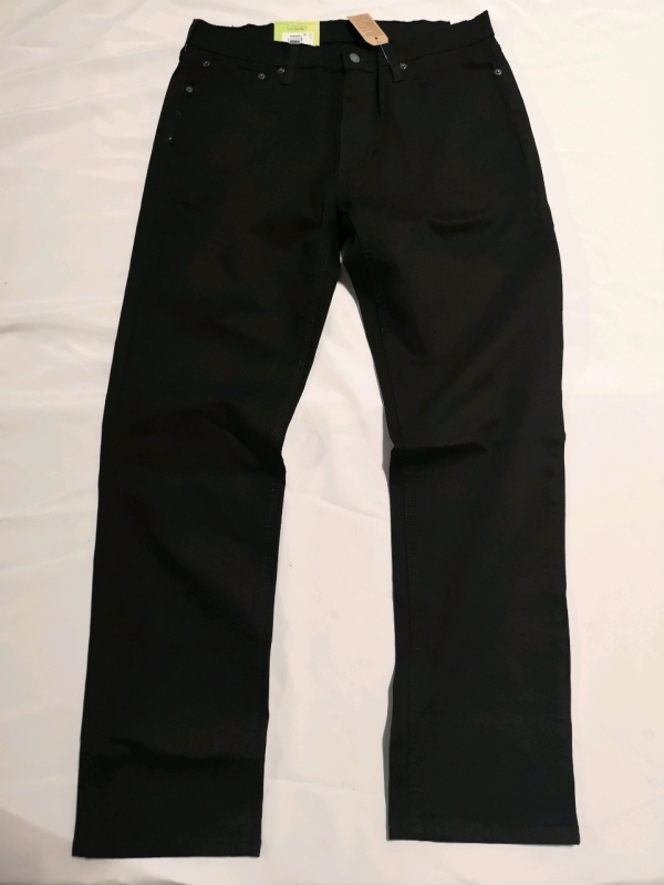 New Men's Levi's 541 Jeans sz 38/36 - Black