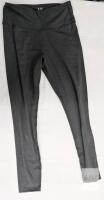 NEW GAP Women's Black Athletic Leggings M/M Medium 79% Polyester 21% Spandex Vietnam 2857092