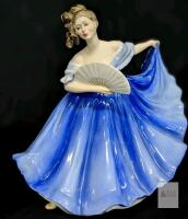 Royal Doulton Figurine HN2791 Elaine by Peggy Davies, England, 8.5" Tall, Bone China, 1979