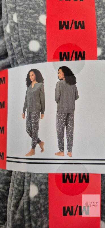 NEW Nautica 2-Piece Women&rsquo;s Sleepwear Set, Medium, Grey Polka Dot, Pullover Top & Pants, 95% Polyester