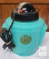Hankscraft Model 202-A Electric Steam Vaporizer, Aqua Blue, Auto Shutoff, CSA Certified, 1 Gallon