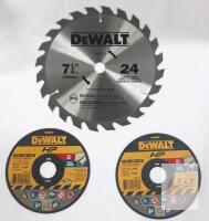 DeWalt DW3577C 7-1/4" 24T Carbide Saw Blade & 2 DWA8062F 4-1/2" Metal Cutting Discs