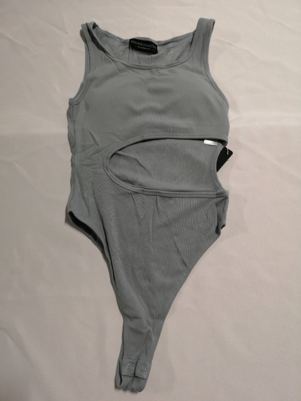 New ALPHALETE Women's sz Small Cut Out Bodysuit (Serena Grey)