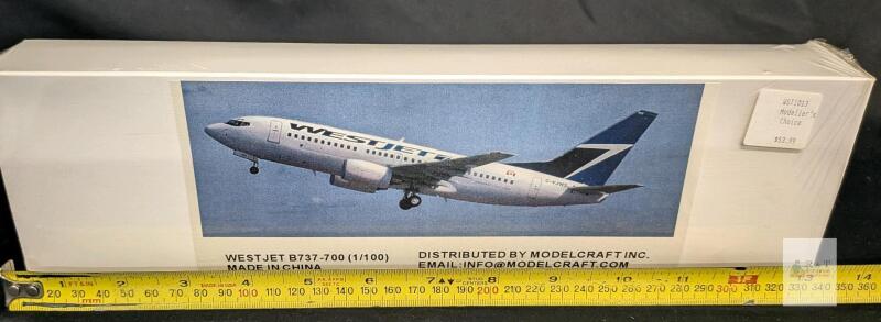 Modelcraft WestJet Boeing 737-700 Model Kit 1/100 Scale, WST1013, New Sealed Box
