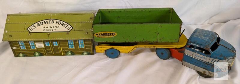 Vintage Structo Cattle Truck, Deluxe Auto Transporter, Wyandotte Military Toy Truck Lot, 19-21"