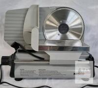 NESCO FS-200 Electric Food Slicer, 180W, 7.5" Stainless Steel Blade, Adjustable Thickness, Serial 2521-Y