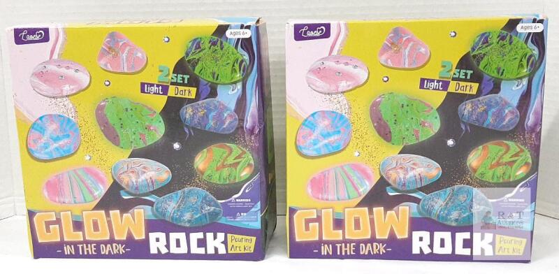 2 NEW Glow in the Dark Rock Pouring Art Kit, Lacee XP7601, 2 Sets, Ages 6+, ASTM Certified