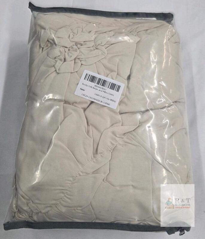 NEWRvciby Queen Comforter Set CK001-B-Q, Beige, Pinch Pleat, 1 Comforter & 2 Pillowcases, Microfiber