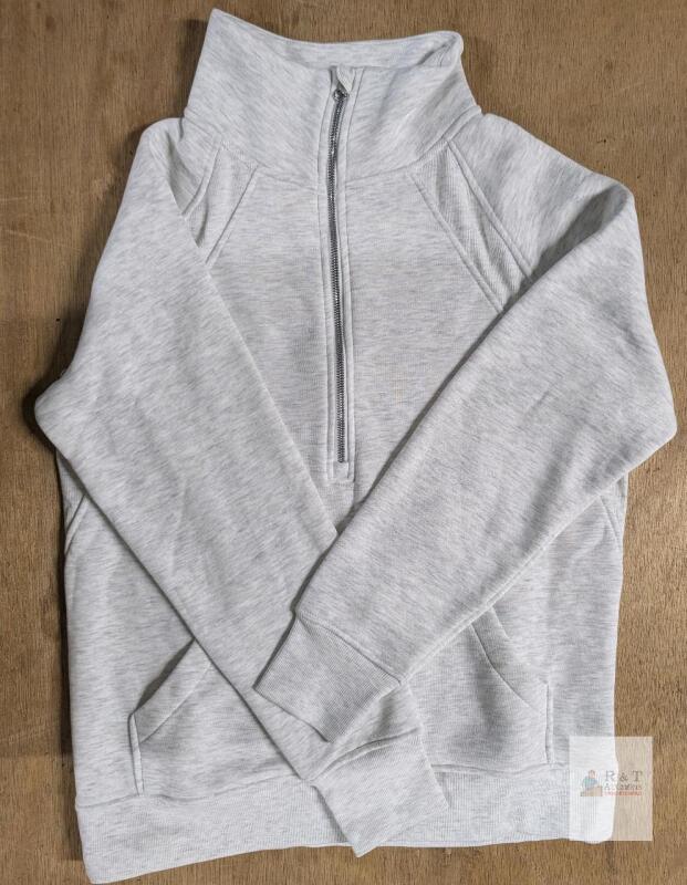 NEW Danskin Women's Medium Light Gray Half-Zip Mock Neck Pullover with Pockets & Thumbholes