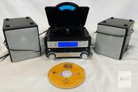 WORKING GPX HC221B Micro Hi-Fi Stereo System, CD Player, AM/FM Radio, Alarm Clock, Detachable Speakers