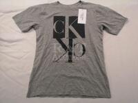 New Youth Calvin Klein T-shirt sz Medium (10/12)