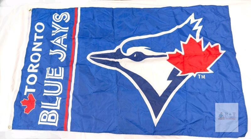 Toronto Blue Jays MLB 3x5 Flag &ndash; Official Logo, 60"x36", Brass Grommets, Polyester