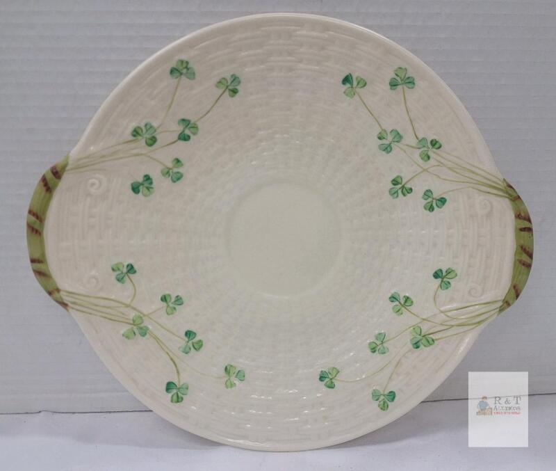 Belleek Ireland Shamrock Basket Weave Handled Plate 10.5" Parian Porcelain, 1965&ndash;1980