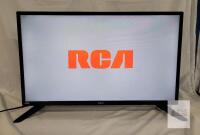 RCA 32" LED TV RLDED3258A-C, 720p HD, 2x HDMI, Built-in ATSC Tuner, Black, Stand Included