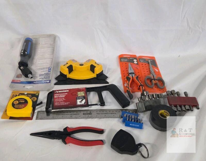 Husky Junior Hacksaw, Mastercraft Ratcheting Driver, Duramax Tape, Pliers, Bits Tool Lot