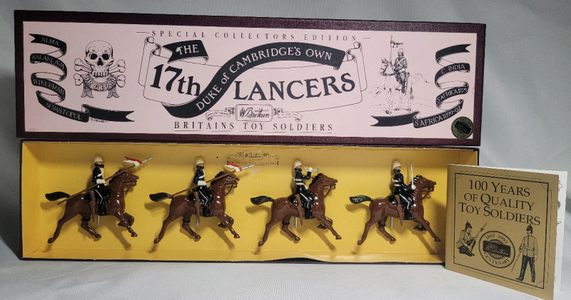 Britians British Toy Soldiers ' Duke of Cambridge's Own 17th Lancers ' in Box
