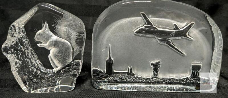 Jonasson Sweden Art Glass Paperweights &ndash; Airplane Cityscape & Squirrel Figurines,