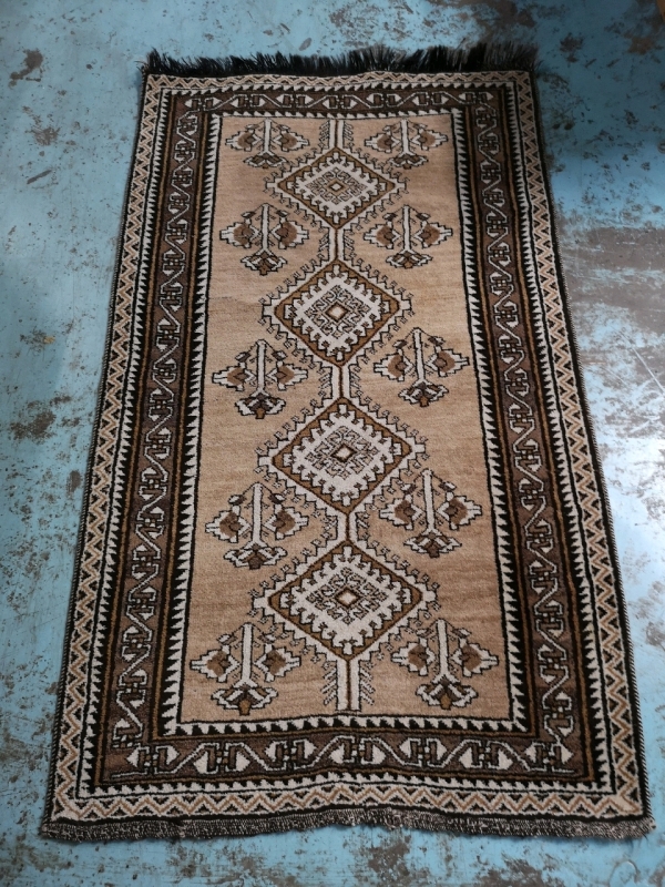 Vintage Persian Area Rug , 75"&times;44"