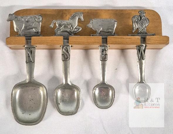 Seagull Pewter 1996 Animal Measuring Spoons Set, Wall Rack, Canada, 1 Tbsp-1/4 Tsp