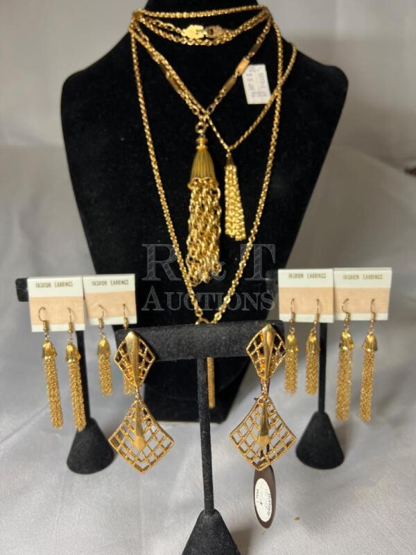 D&rsquo;ORLAN Tassels Gold tone statements