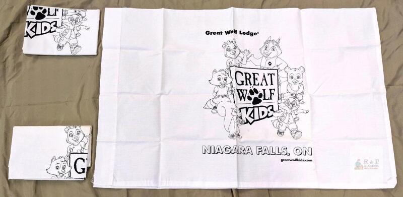 Great Wolf Lodge Kids Pillowcase Set, Niagara Falls ON, Cartoon Characters, 29"x19", 3 Pieces