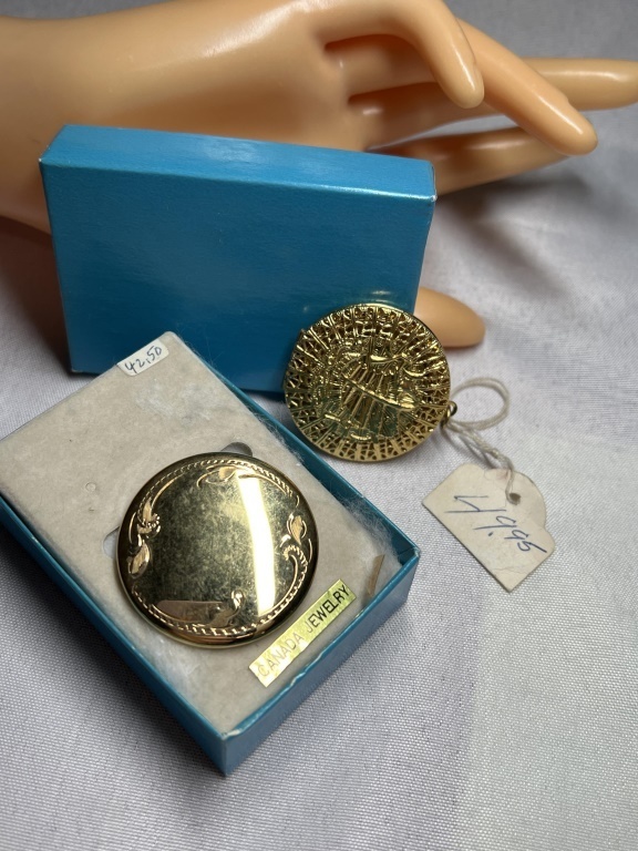 Sterling Gold wash Brooch Round Locket