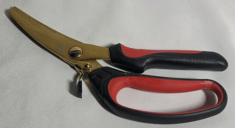 Husky T1 9.5" Utility Scissors Stainless Titanium Coating - Pre-owned